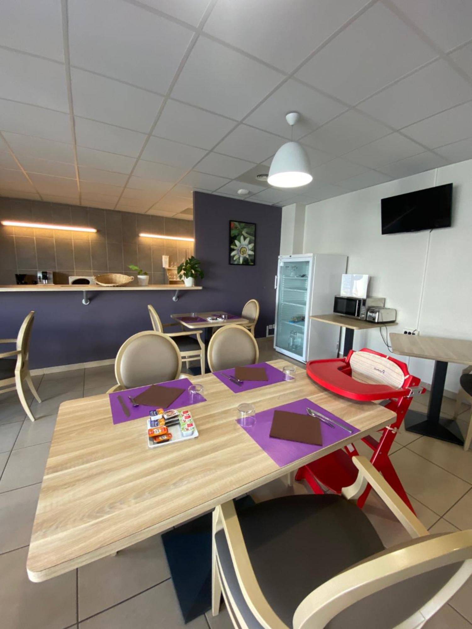 Douce France Hotell Cuxac-dʼAude Eksteriør bilde