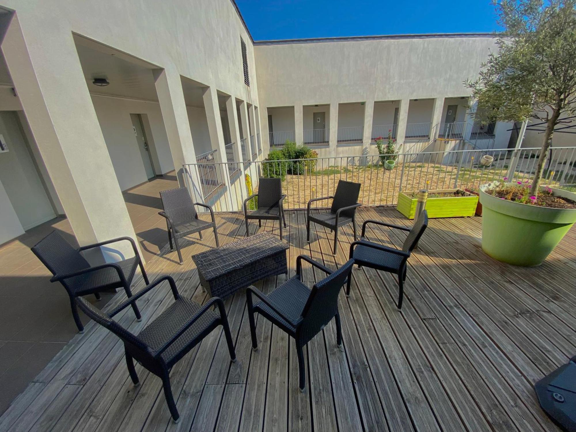 Douce France Hotell Cuxac-dʼAude Eksteriør bilde