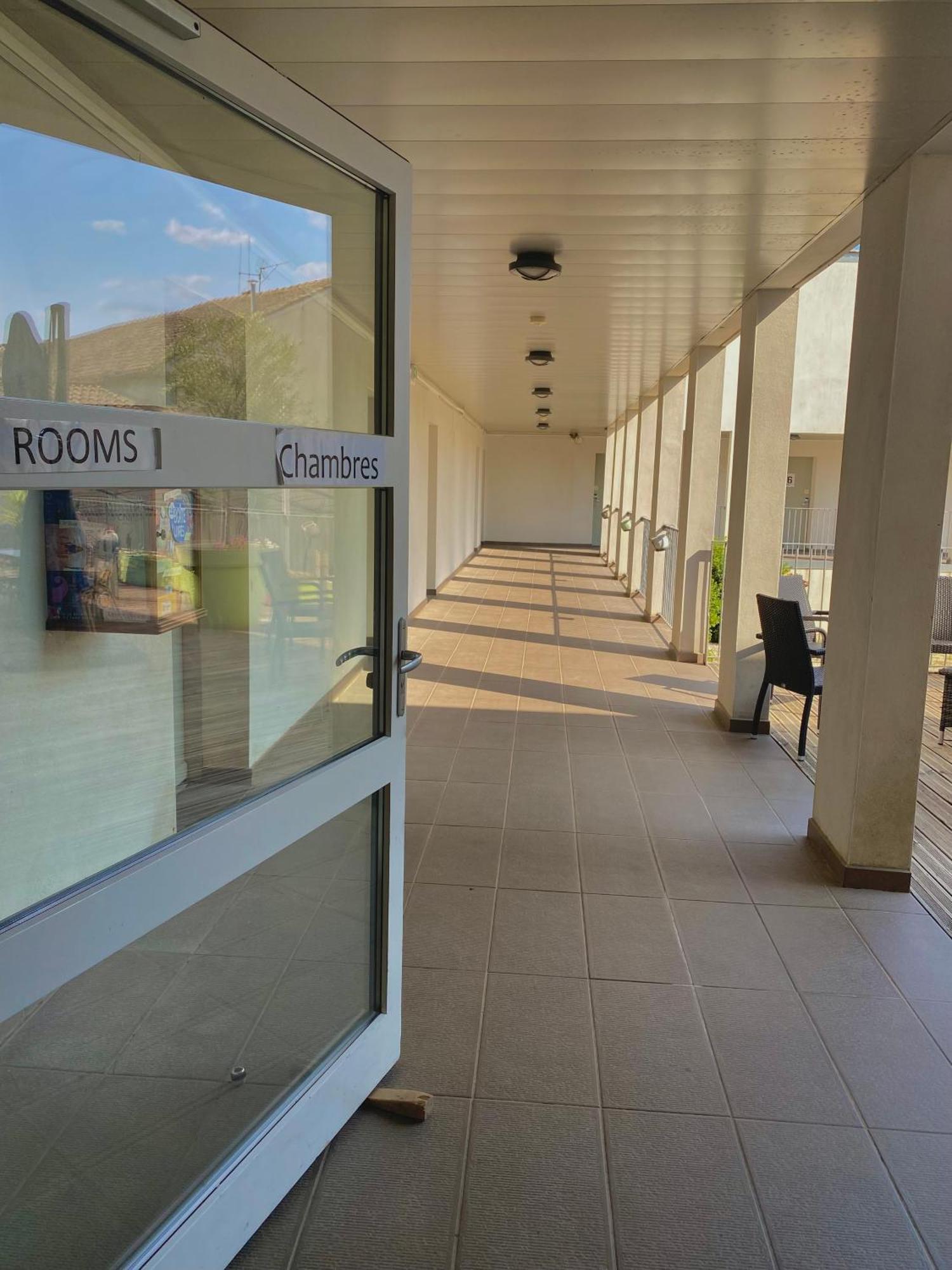 Douce France Hotell Cuxac-dʼAude Eksteriør bilde